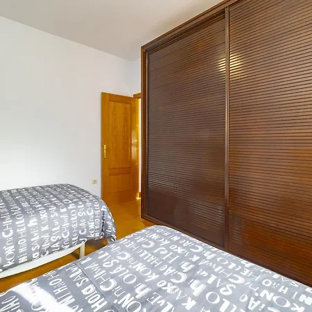 Cubo's Center House Gerald Brenan Apartment